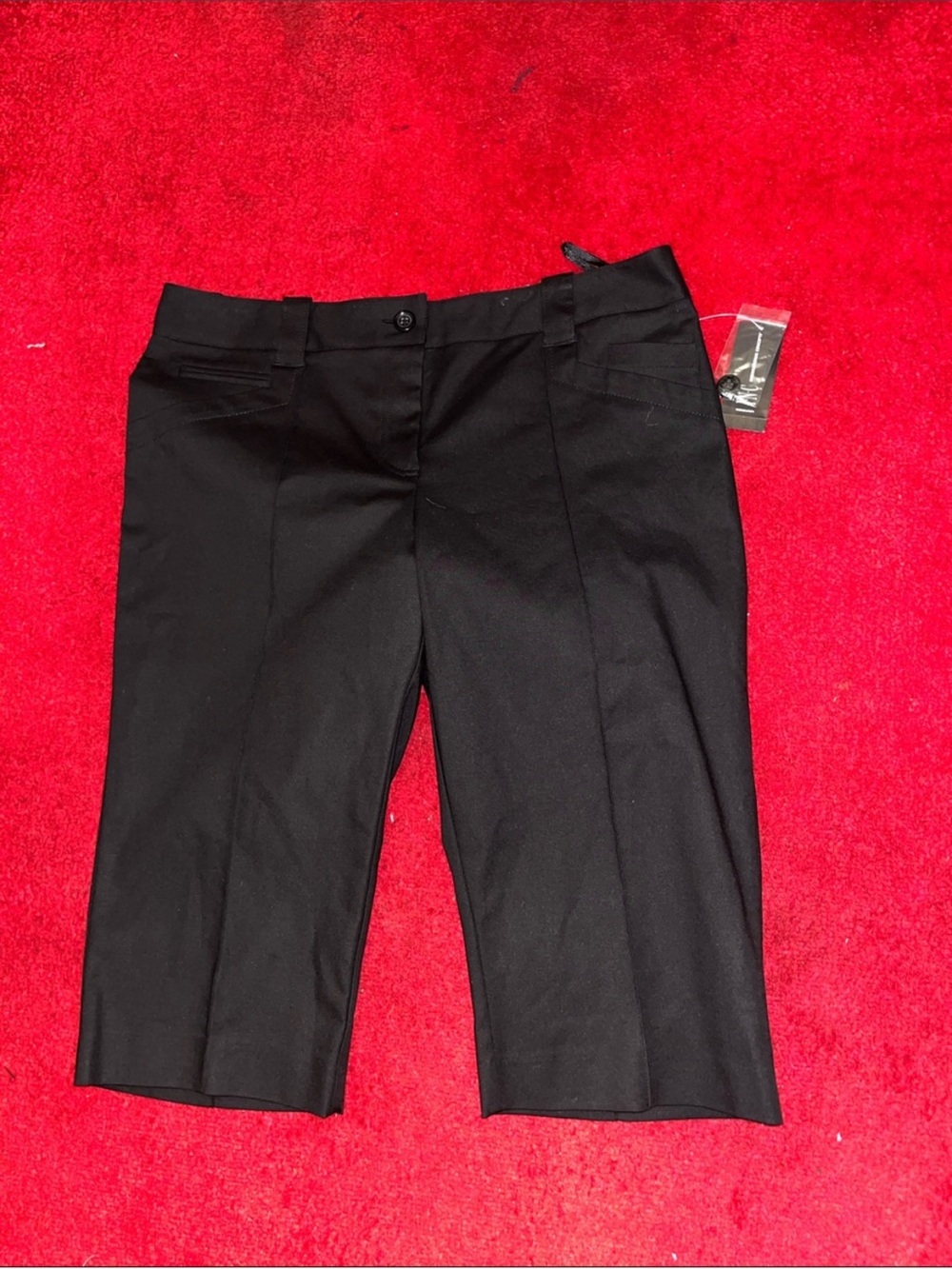 INC International Concepts Black Tailored Capris